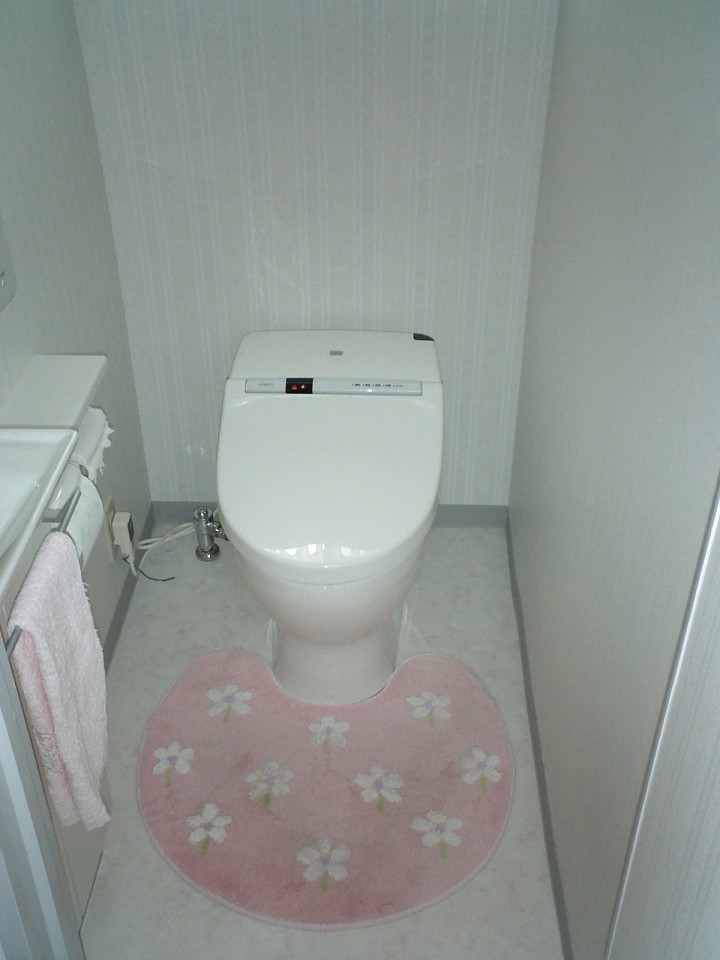 施工事例写真 3｜高級仕様の商品でグレードアップ♪　トイレ・浴室リフォーム　綾瀬市