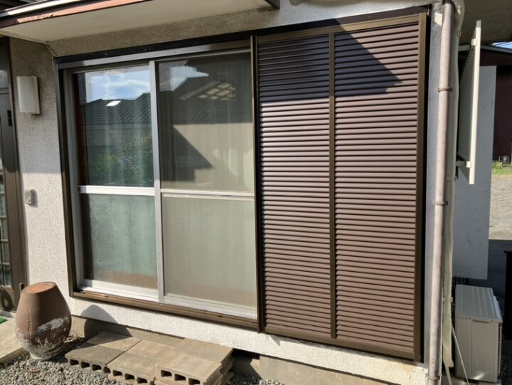 施工事例写真 4｜色が鮮やかで明るい雰囲気になりました。屋根・外壁塗装・雨戸交換工事　海老名市O様