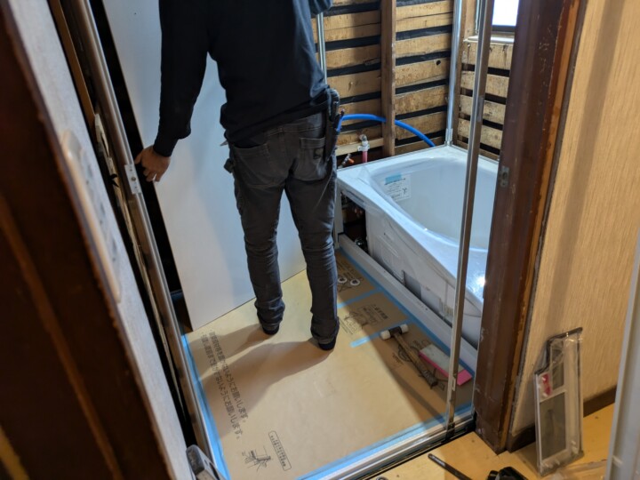 施工中 2｜在来の浴室からシステムバスへ　バスタイムが楽しみ♪　綾瀬市Ｉ様