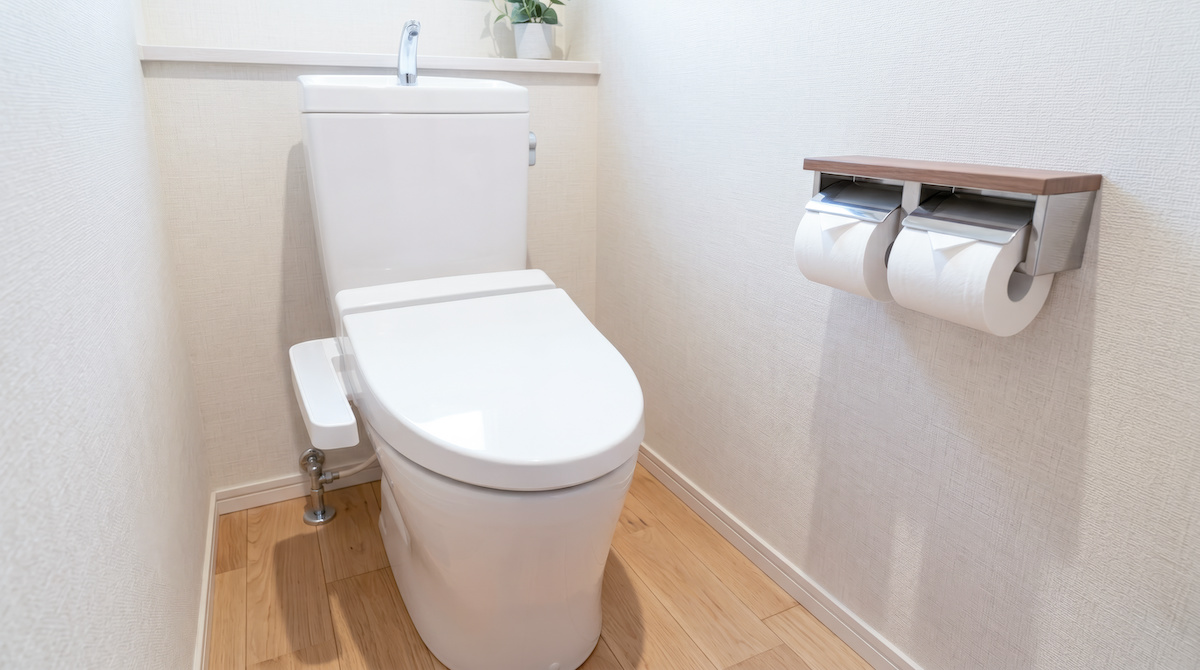 明るく清潔なトイレ空間